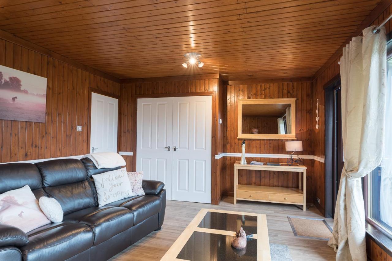Bluebell Lodge 9 With Hot Tub Newton Stewart Exterior foto